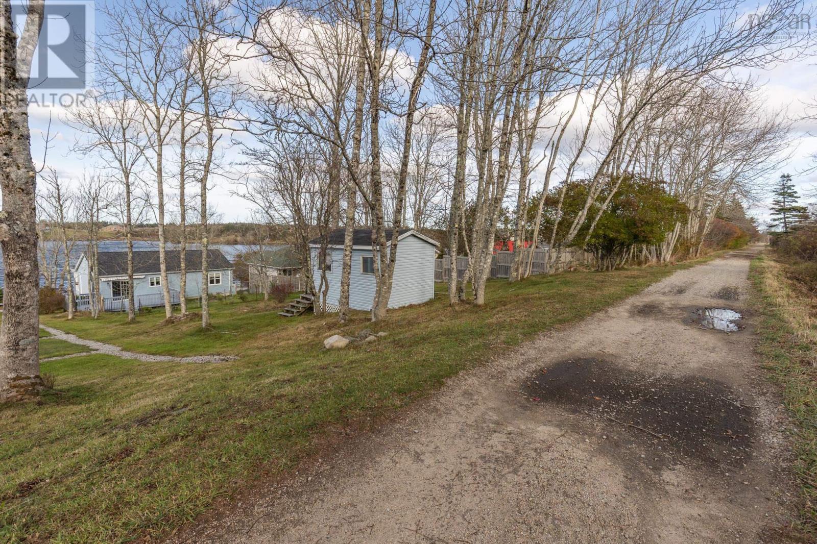 132 Highway 1, Dayton, Nova Scotia  B5A 5A1 - Photo 6 - 202527417