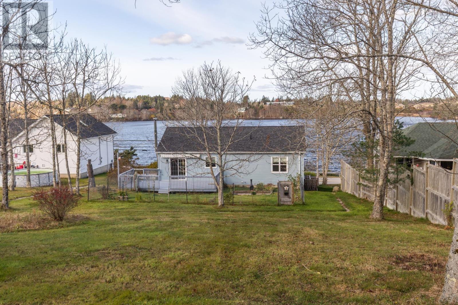 132 Highway 1, Dayton, Nova Scotia  B5A 5A1 - Photo 4 - 202527417
