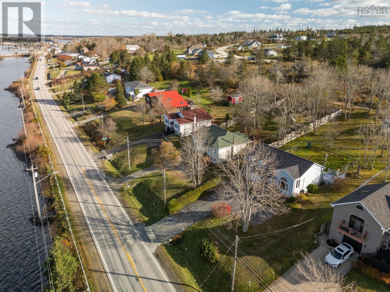 132 Highway 1, Dayton, Nova Scotia  B5A 5A1 - Photo 8 - 202527417