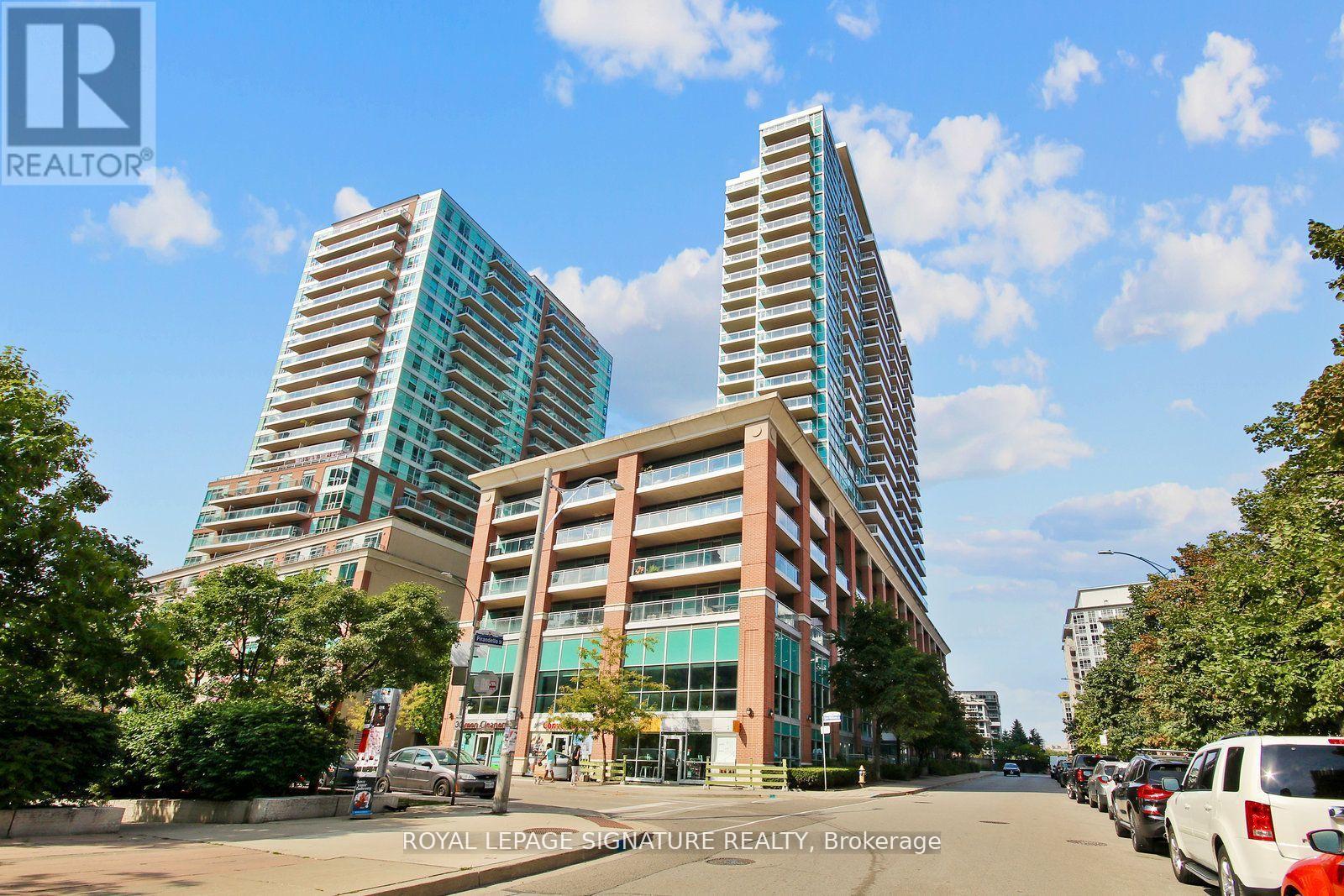 2105 - 80 WESTERN BATTERY ROAD, Toronto, Ontario