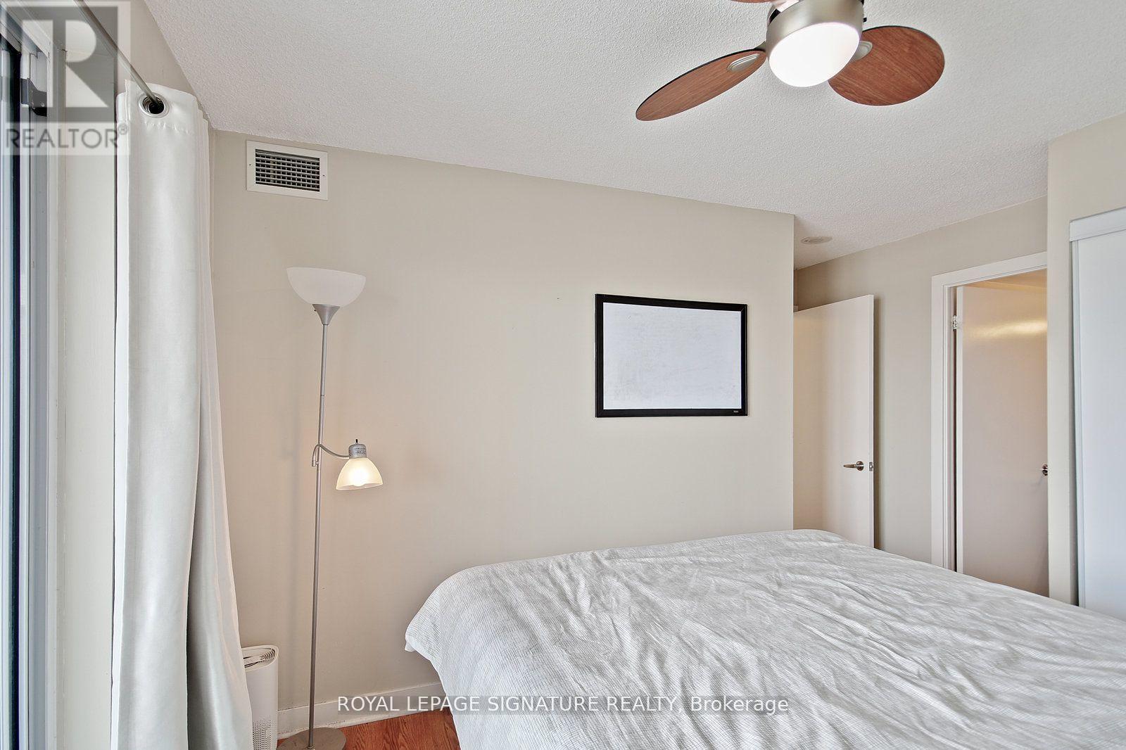 2105 - 80 Western Battery Road, Toronto, Ontario  M6K 3S1 - Photo 16 - C12522792