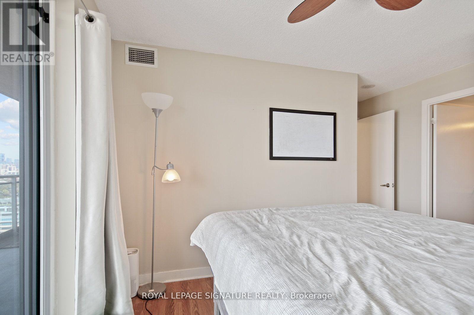 2105 - 80 Western Battery Road, Toronto, Ontario  M6K 3S1 - Photo 18 - C12522792