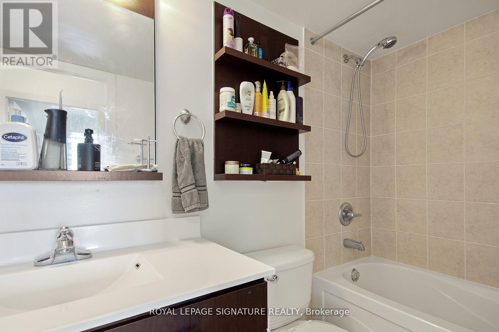 2105 - 80 Western Battery Road, Toronto, Ontario  M6K 3S1 - Photo 25 - C12522792