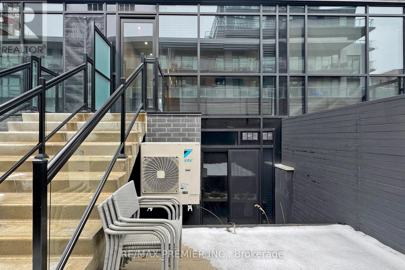 19 - 12 Dervock Crescent, Toronto, Ontario M2K 1A7 - Photo 16 - C12522810