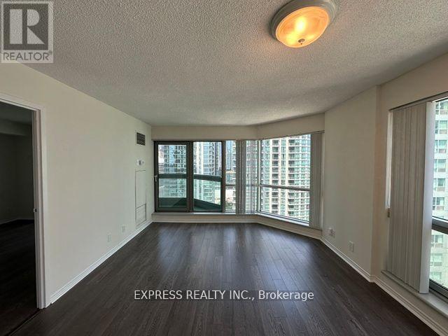 2011 - 10 Queens Quay W, Toronto, Ontario  M5J 2H1 - Photo 5 - C12522834