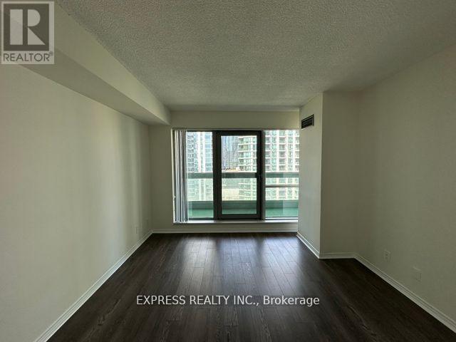 2011 - 10 Queens Quay W, Toronto, Ontario  M5J 2H1 - Photo 6 - C12522834