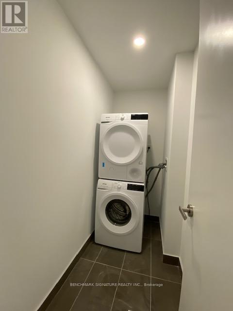 3915 - 88 Queen Street E, Toronto, Ontario  M5C 0B6 - Photo 9 - C12522866