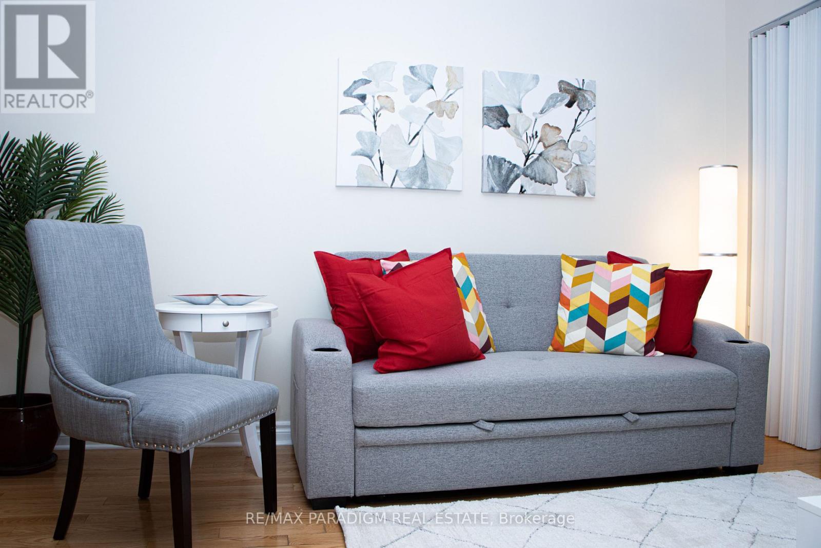 704 - 270 Wellington Street W, Toronto, Ontario  M5V 3P5 - Photo 5 - C12522884