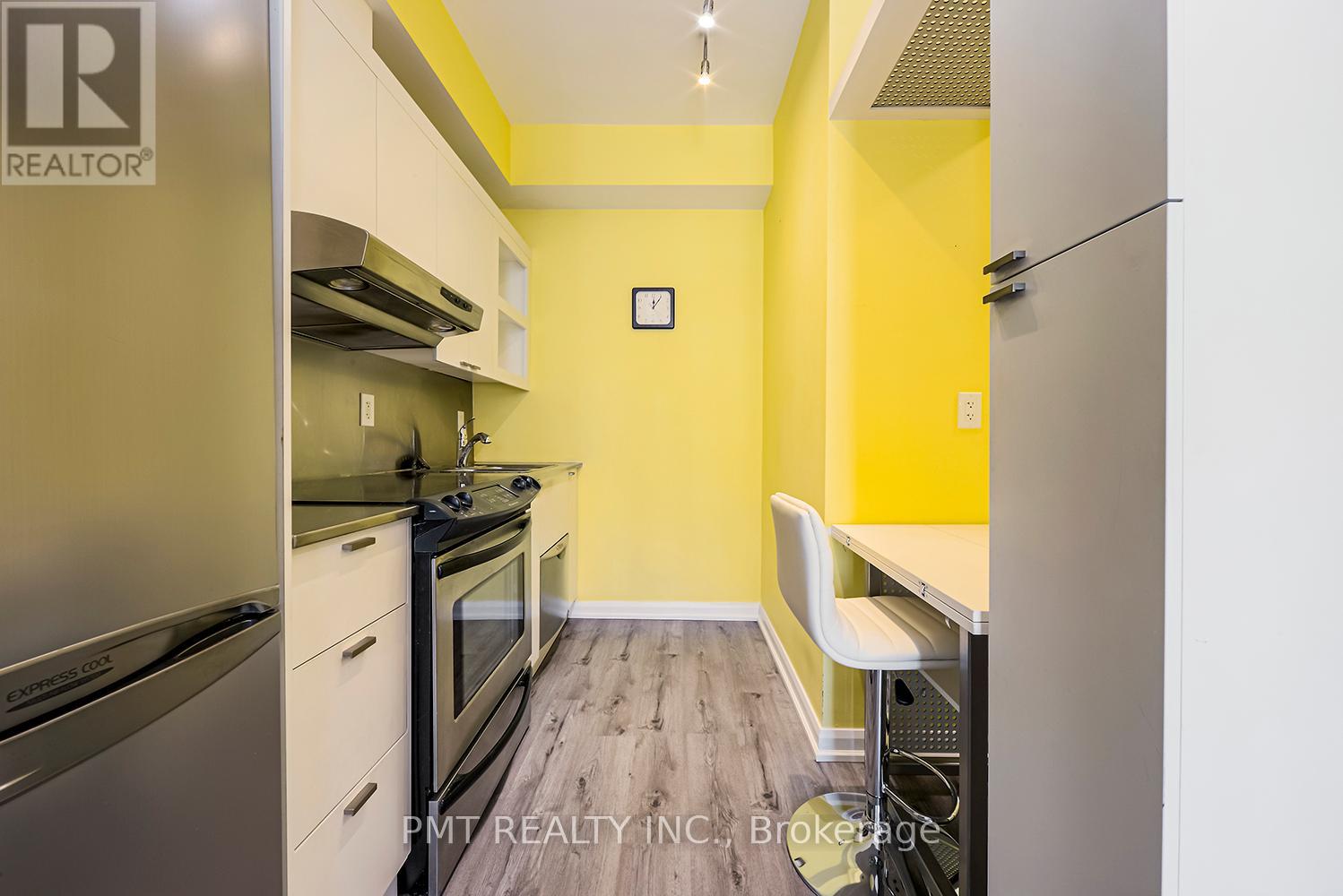1705 - 111 Elizabeth Street, Toronto, Ontario  M5G 1P7 - Photo 11 - C12522956