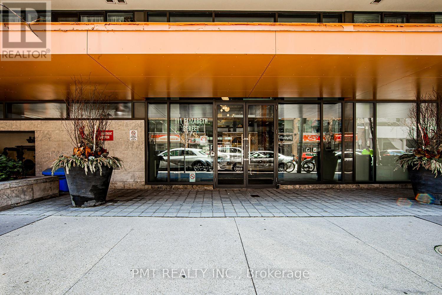 1705 - 111 Elizabeth Street, Toronto, Ontario  M5G 1P7 - Photo 30 - C12522956