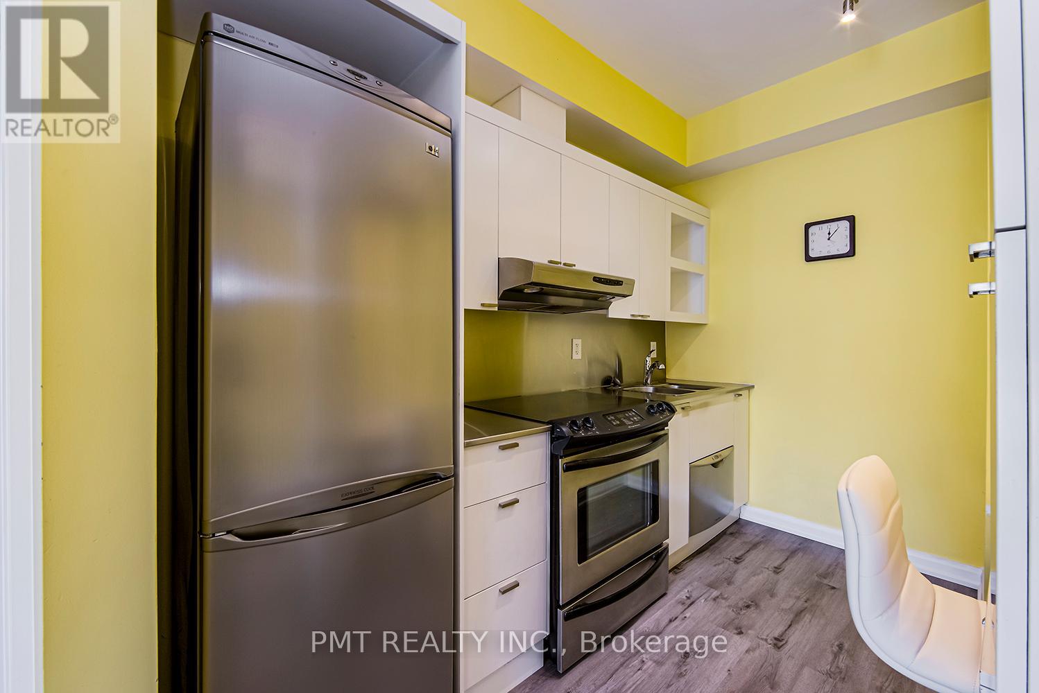 1705 - 111 Elizabeth Street, Toronto, Ontario  M5G 1P7 - Photo 7 - C12522956