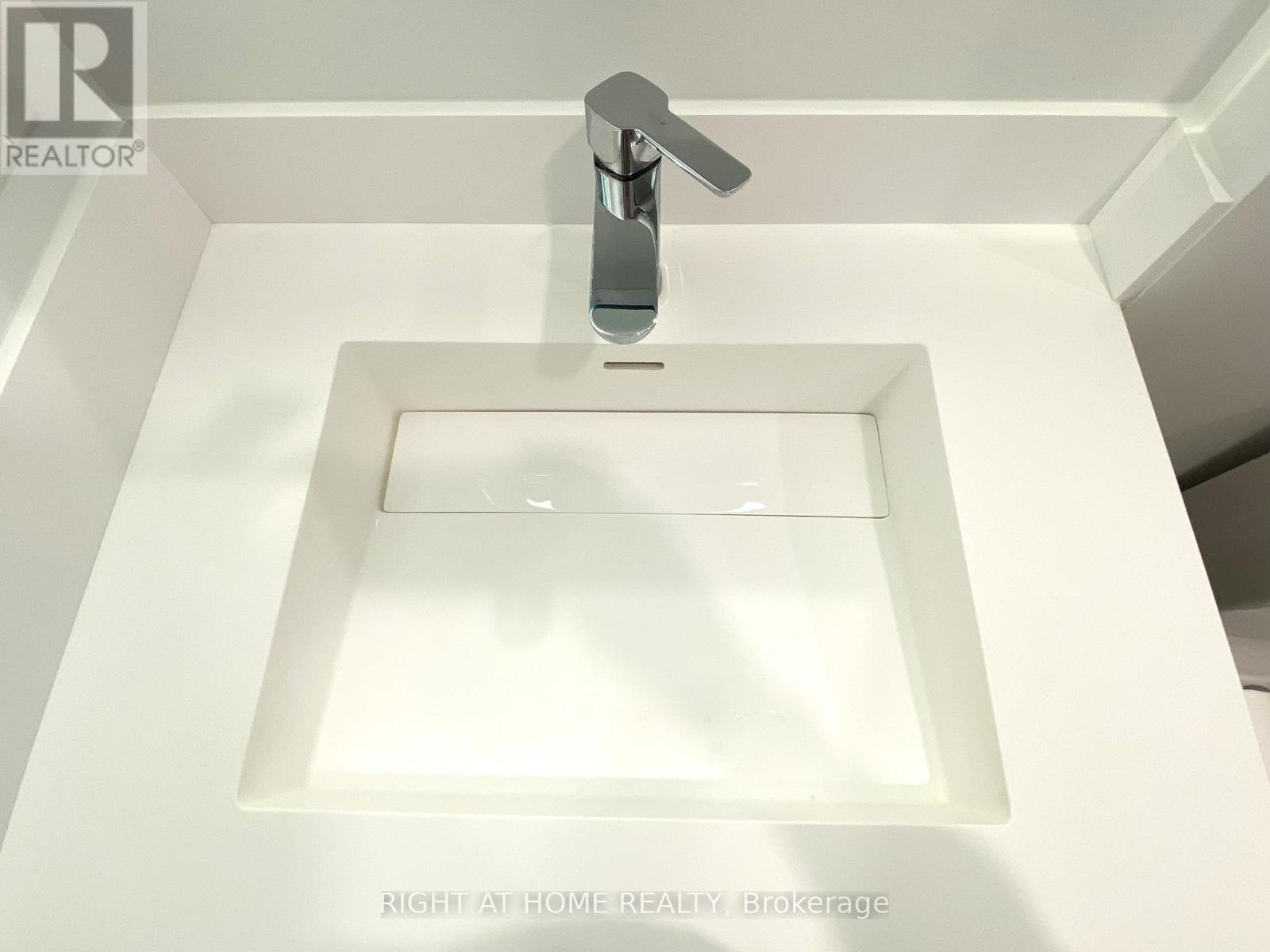 2901 - 30 Inn On The Park Drive, Toronto, Ontario  M3C 0P7 - Photo 22 - C12522988