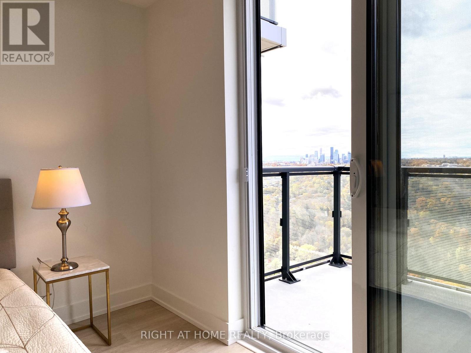 2901 - 30 Inn On The Park Drive, Toronto, Ontario  M3C 0P7 - Photo 26 - C12522988