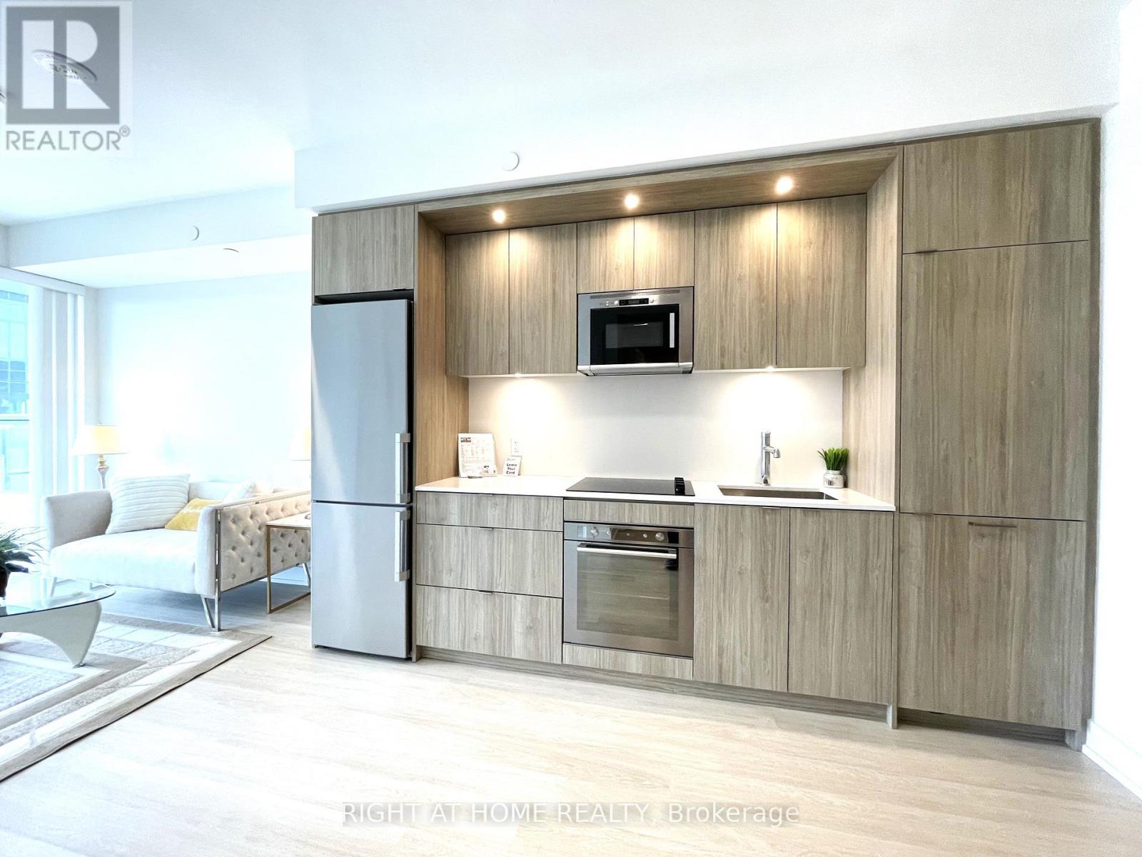 2901 - 30 Inn On The Park Drive, Toronto, Ontario  M3C 0P7 - Photo 32 - C12522988