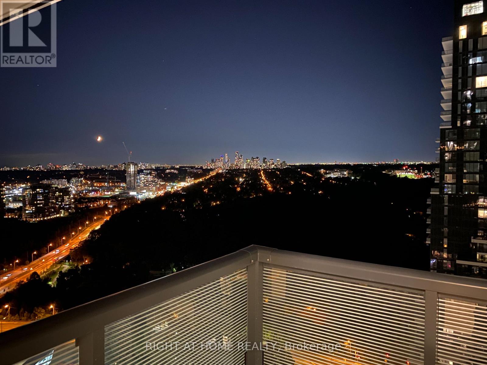 2901 - 30 Inn On The Park Drive, Toronto, Ontario  M3C 0P7 - Photo 34 - C12522988