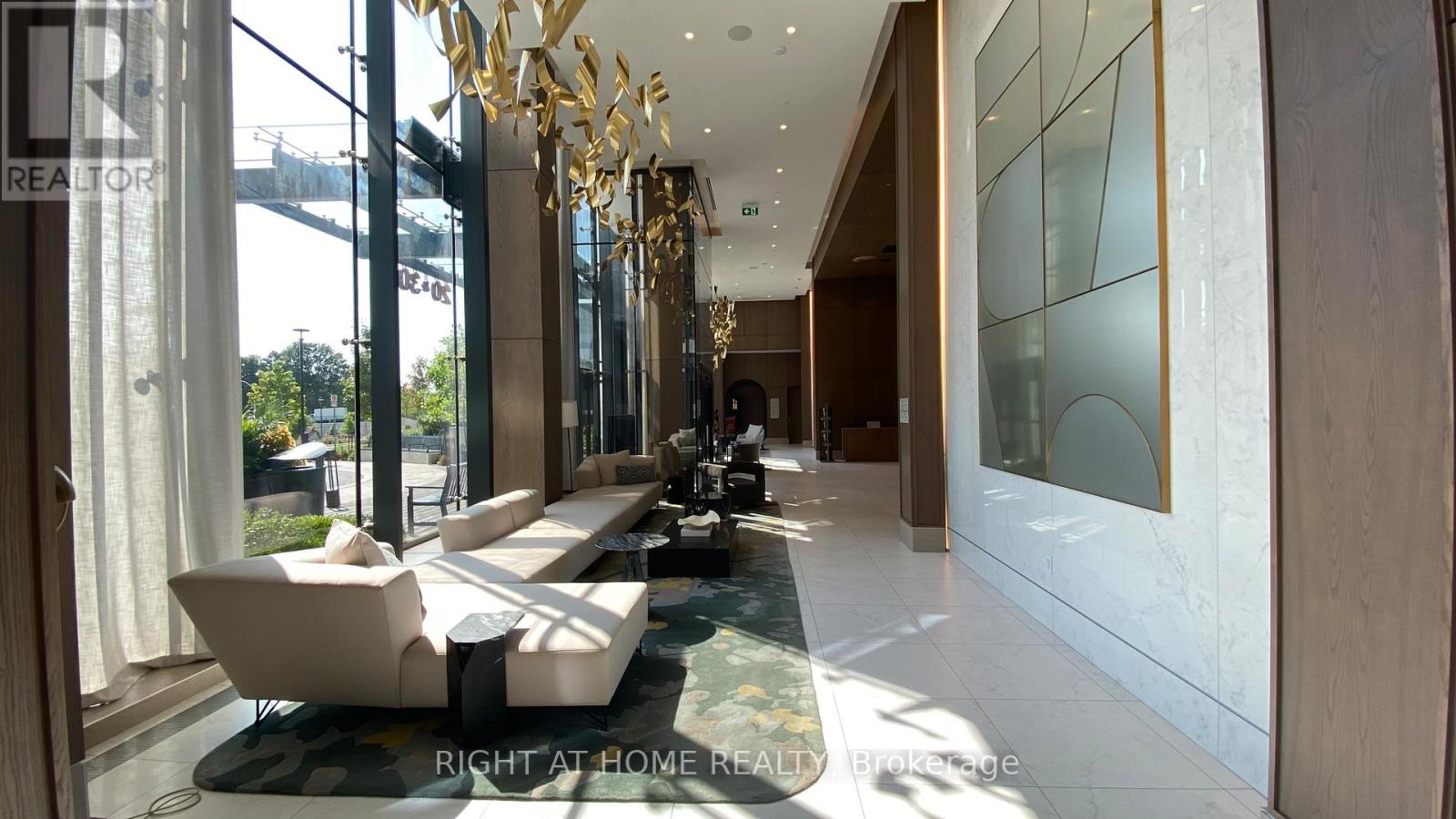 2901 - 30 Inn On The Park Drive, Toronto, Ontario  M3C 0P7 - Photo 6 - C12522988