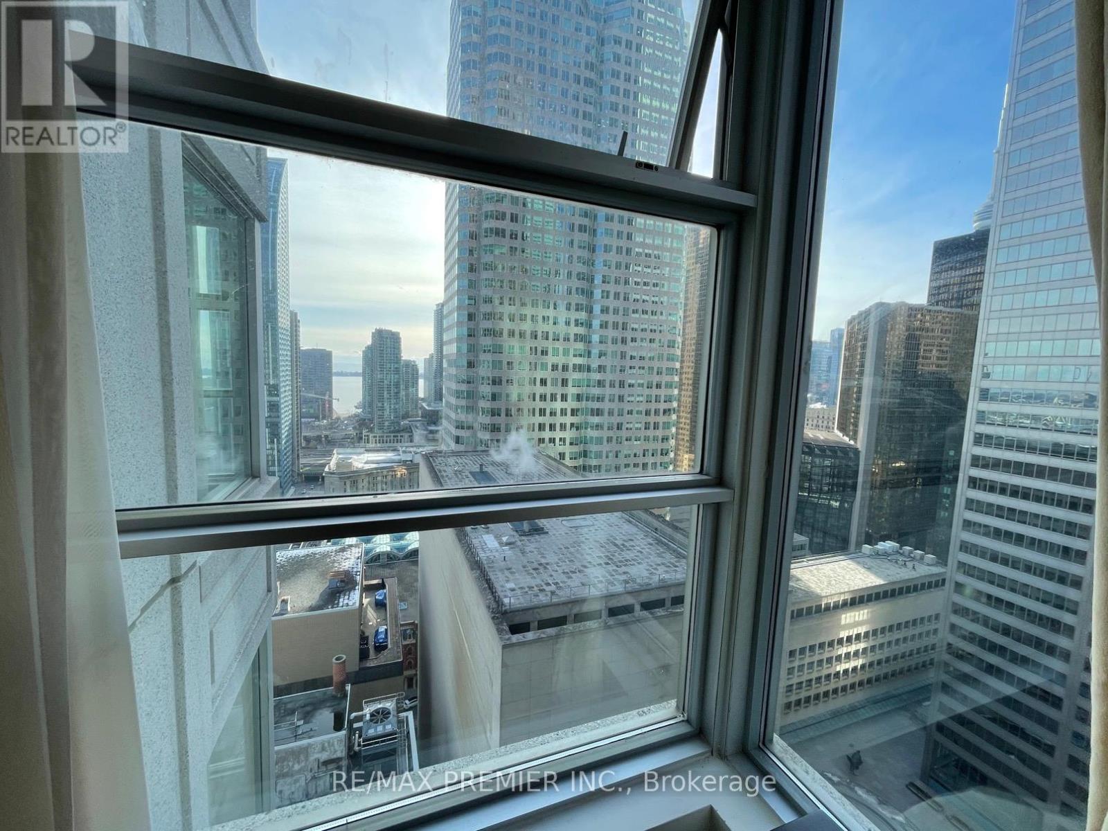 2212 - 1 King Street W, Toronto, Ontario  M5H 1A1 - Photo 10 - C12522992