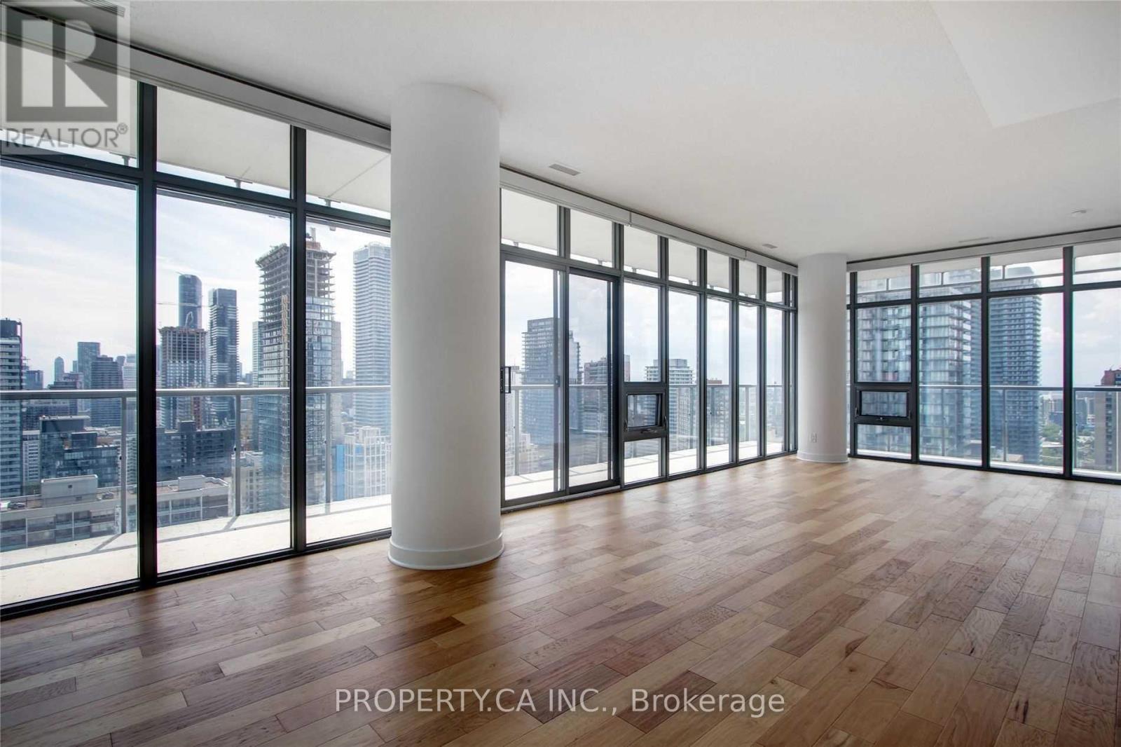 2704 - 33 CHARLES STREET E, Toronto, Ontario