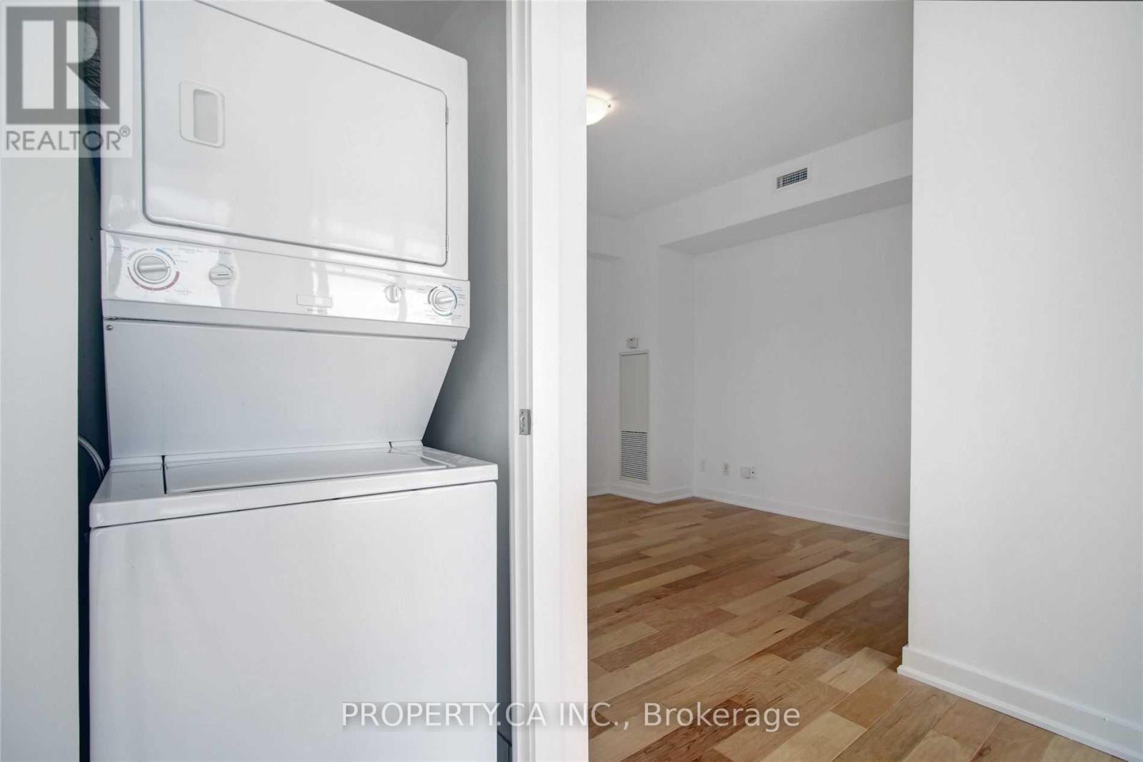 2704 - 33 Charles Street E, Toronto, Ontario  M4Y 0A2 - Photo 13 - C12523010