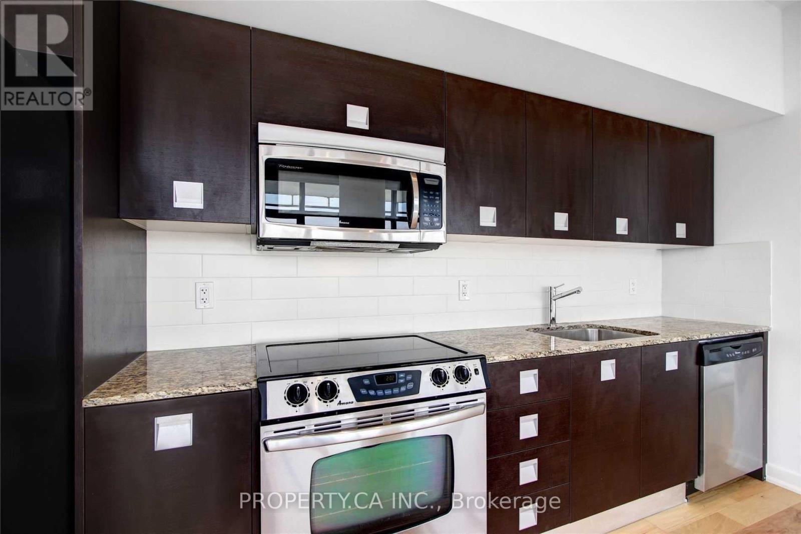 2704 - 33 Charles Street E, Toronto, Ontario  M4Y 0A2 - Photo 15 - C12523010