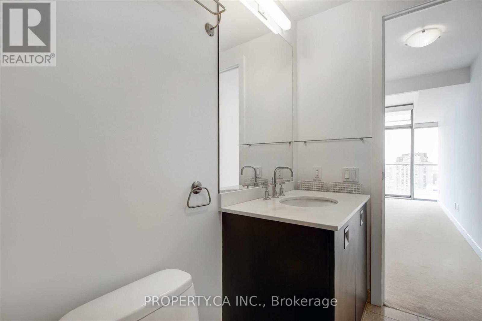 2704 - 33 Charles Street E, Toronto, Ontario  M4Y 0A2 - Photo 28 - C12523010