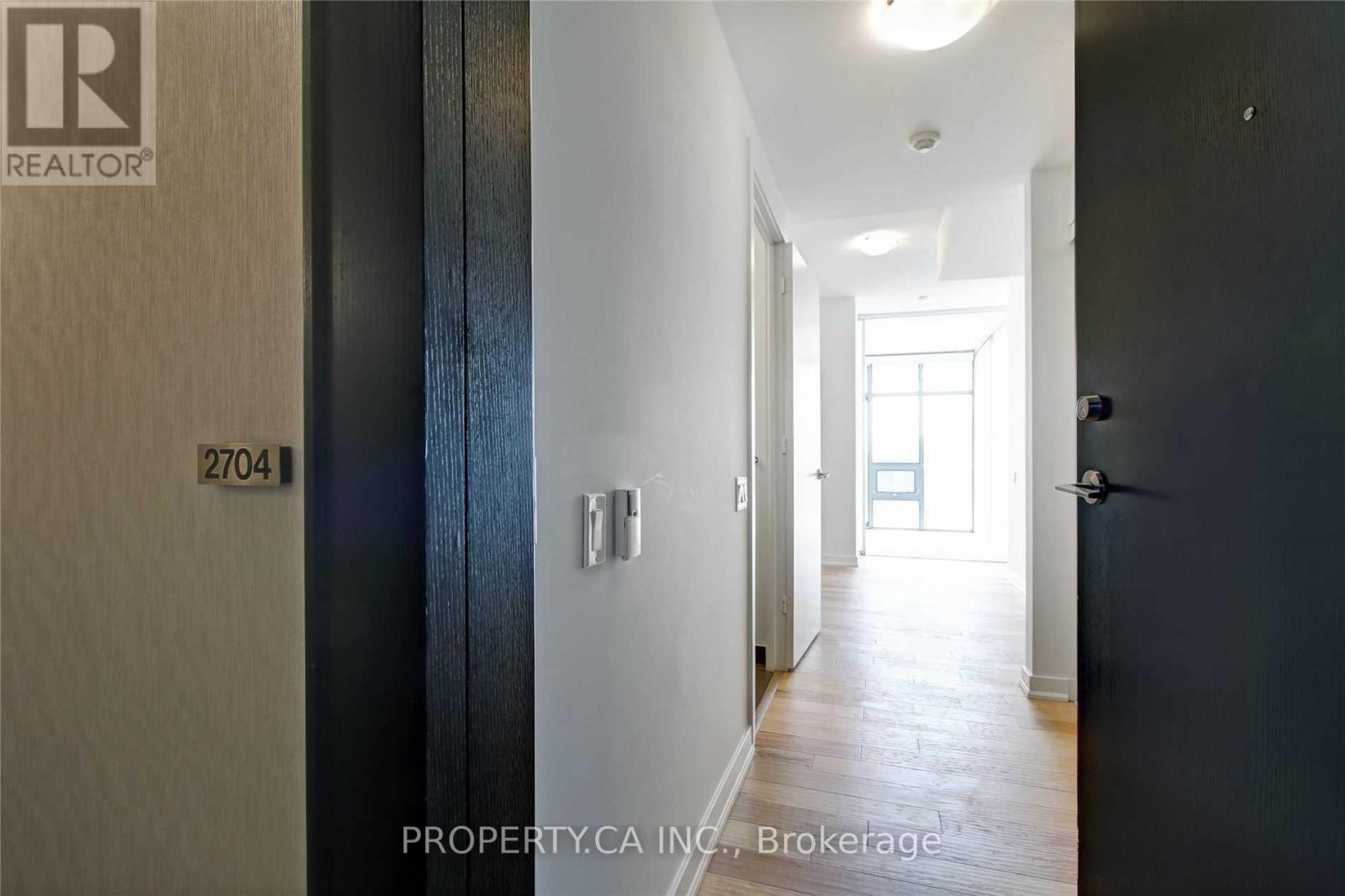 2704 - 33 Charles Street E, Toronto, Ontario  M4Y 0A2 - Photo 3 - C12523010