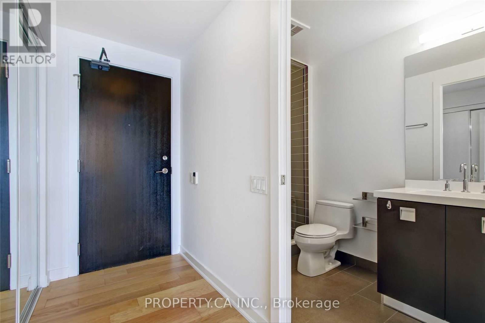 2704 - 33 Charles Street E, Toronto, Ontario  M4Y 0A2 - Photo 5 - C12523010