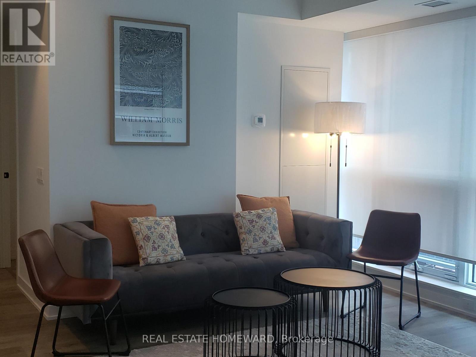 2903 - 327 King Street W, Toronto, Ontario  M5V 0W7 - Photo 3 - C12523080