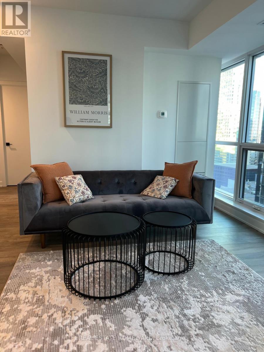 2903 - 327 King Street W, Toronto, Ontario  M5V 0W7 - Photo 5 - C12523080