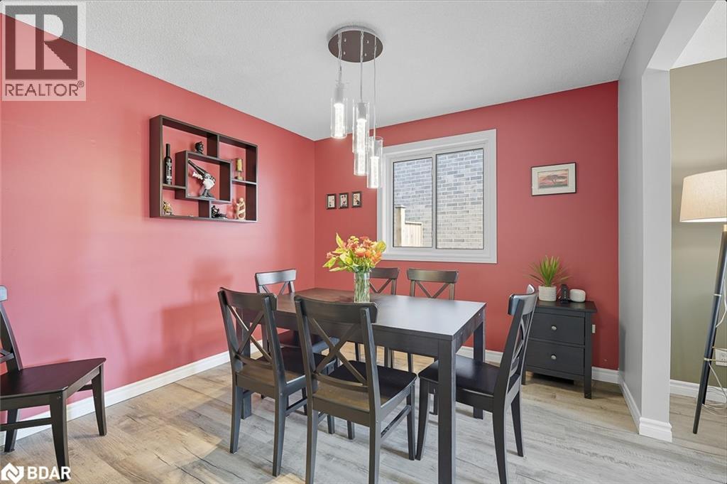 286 Tagge Crescent, Kitchener, Ontario  N2K 3R7 - Photo 7 - 40775370