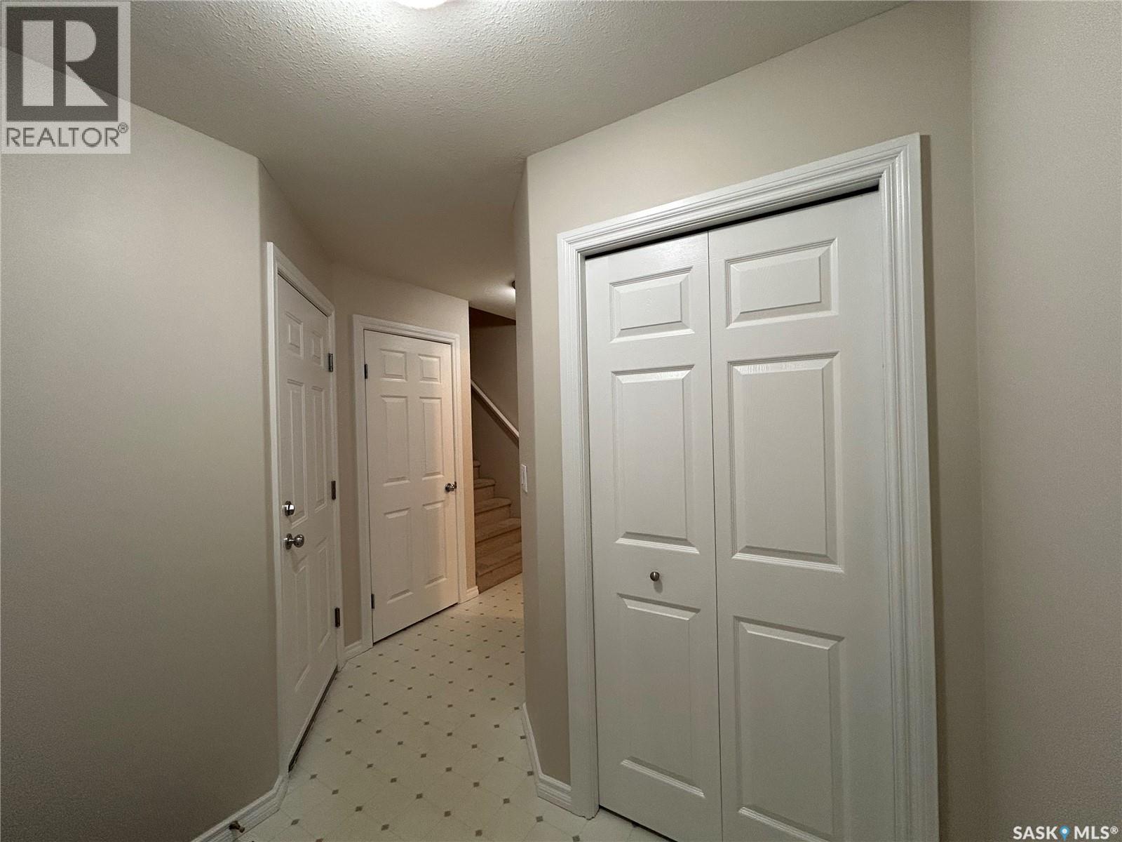 42 127 Banyan Crescent, Saskatoon, Saskatchewan  S7V 1G5 - Photo 2 - SK023626