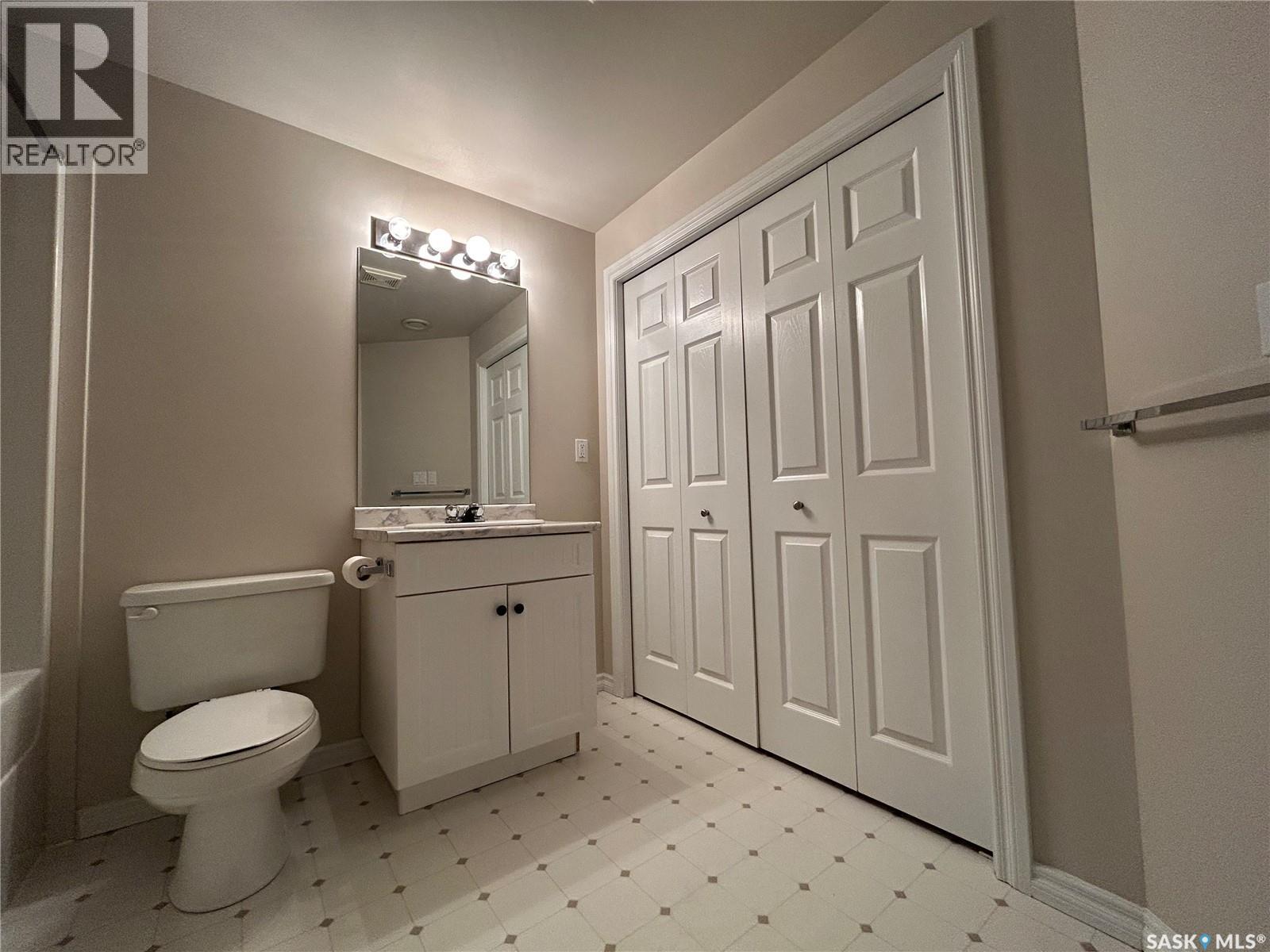 42 127 Banyan Crescent, Saskatoon, Saskatchewan  S7V 1G5 - Photo 32 - SK023626