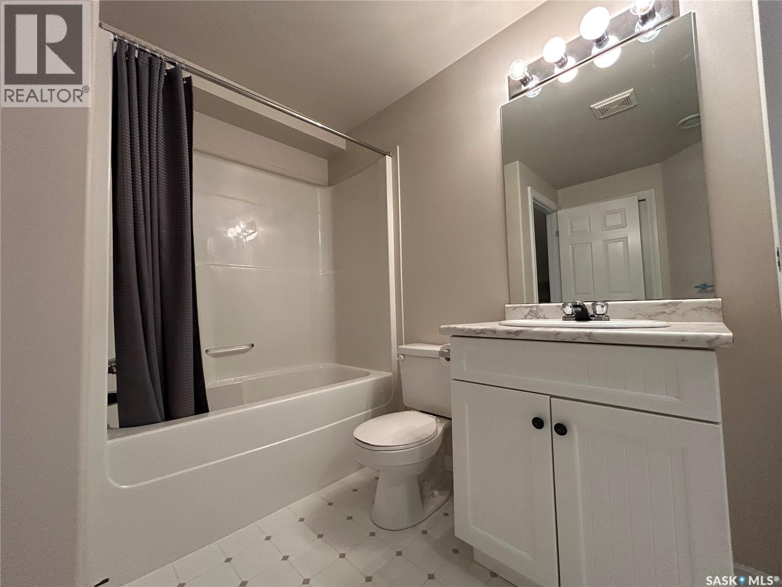 42 127 Banyan Crescent, Saskatoon, Saskatchewan  S7V 1G5 - Photo 34 - SK023626