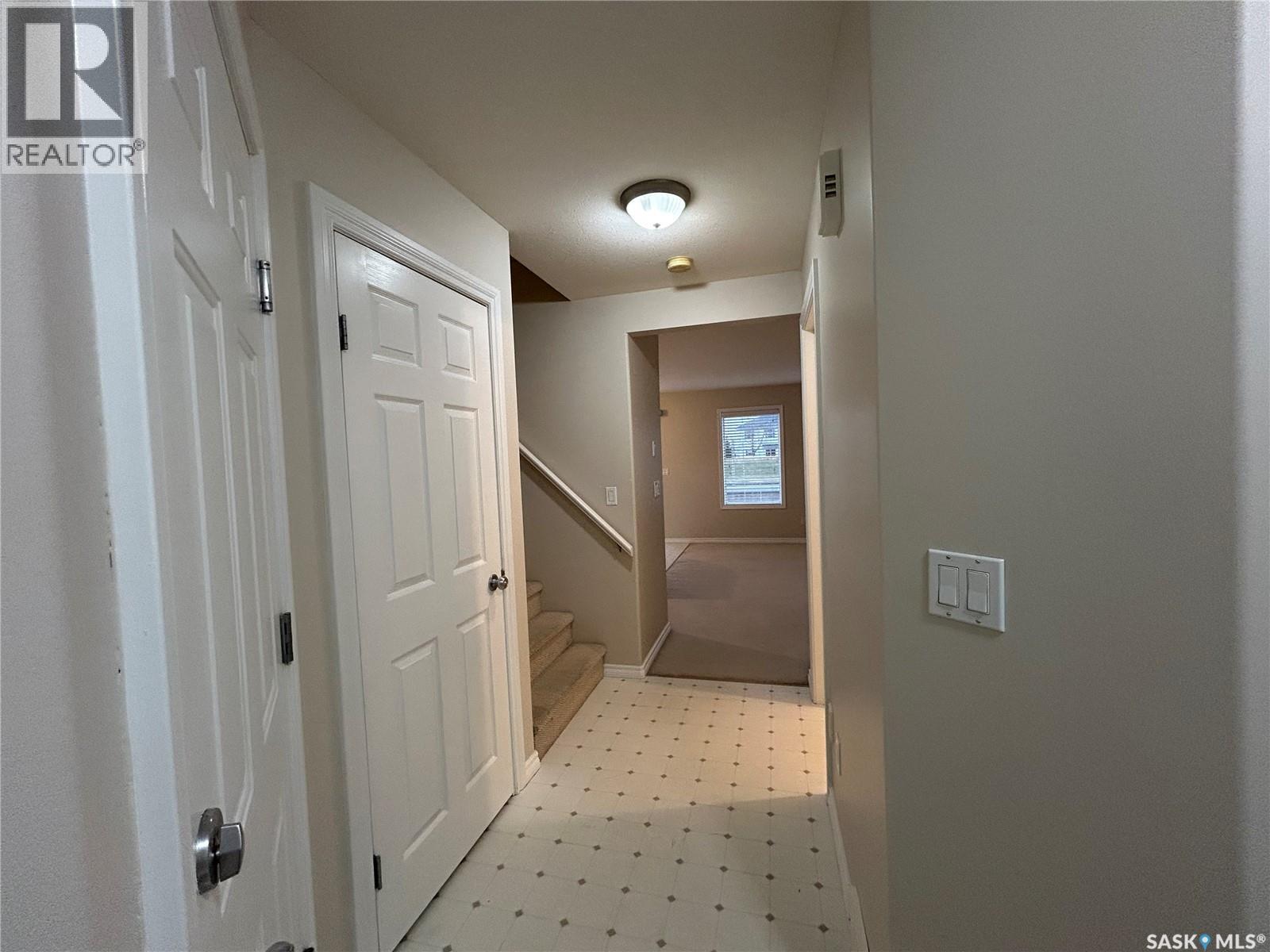 42 127 Banyan Crescent, Saskatoon, Saskatchewan  S7V 1G5 - Photo 6 - SK023626