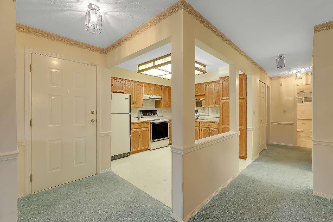 3 33123 George Ferguson Way, Abbotsford, British Columbia  V2S 2L6 - Photo 3 - R3065483