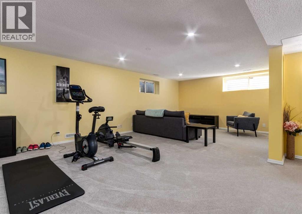 927 124 Avenue Sw, Calgary, Alberta  T2W 1T2 - Photo 22 - A2263101