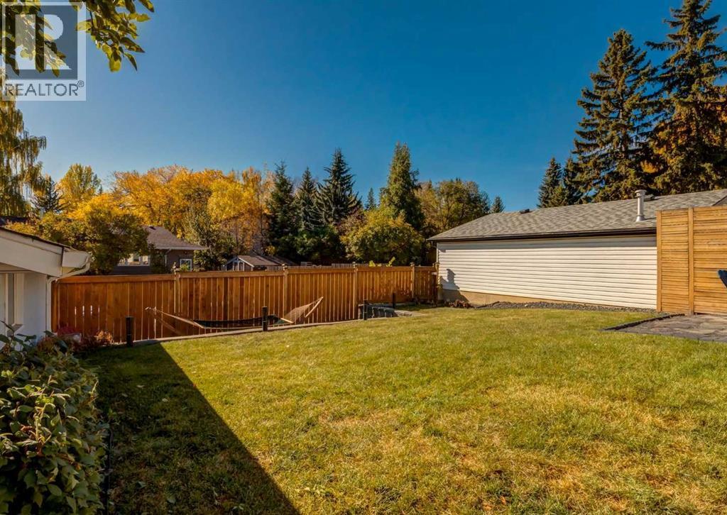 927 124 Avenue Sw, Calgary, Alberta  T2W 1T2 - Photo 30 - A2263101