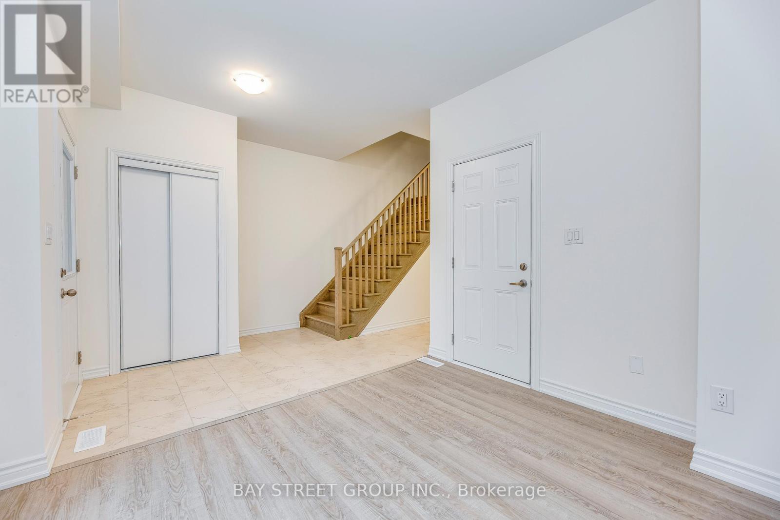 11 Massachusetts Lane, Markham, Ontario L6E 0V6 - Photo 9 - N12498378