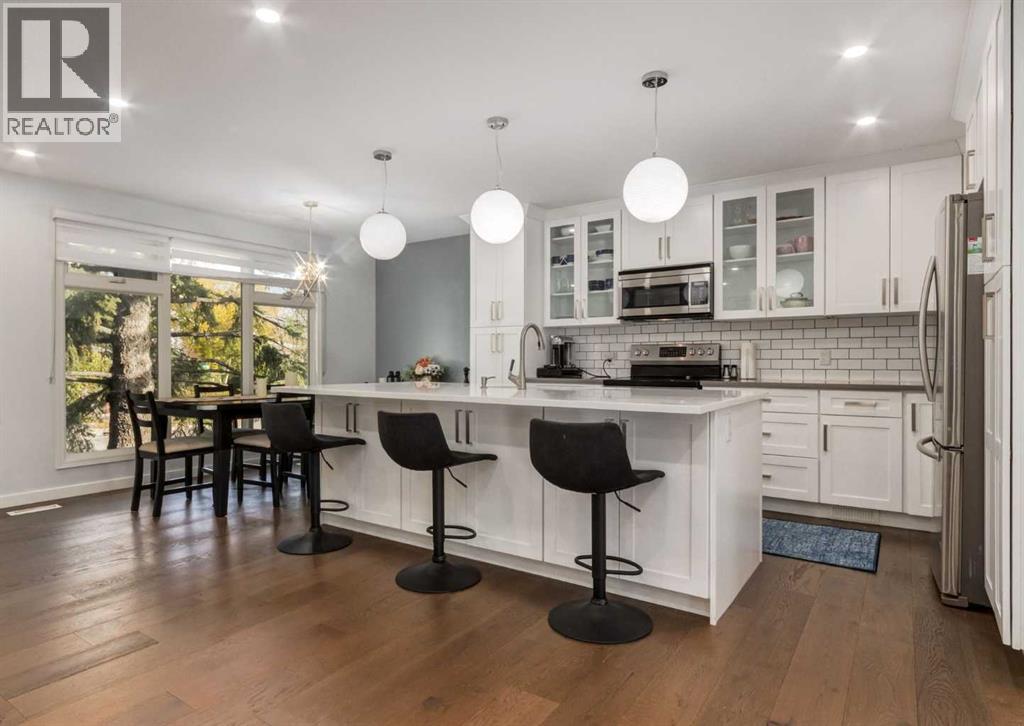 927 124 Avenue Sw, Calgary, Alberta  T2W 1T2 - Photo 5 - A2263101