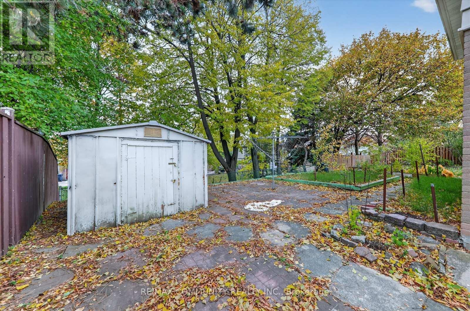 Main Fl - 14 Pineslope Crescent, Toronto, Ontario  M1E 4M4 - Photo 18 - E12522798