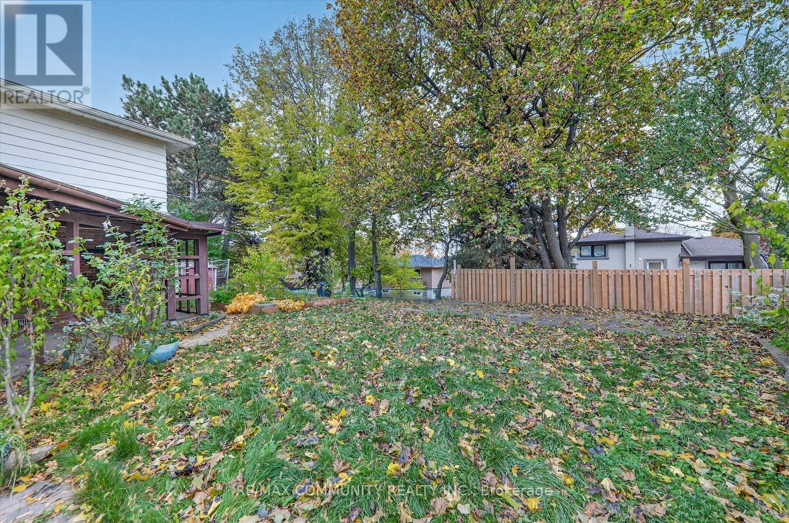 Main Fl - 14 Pineslope Crescent, Toronto, Ontario  M1E 4M4 - Photo 19 - E12522798