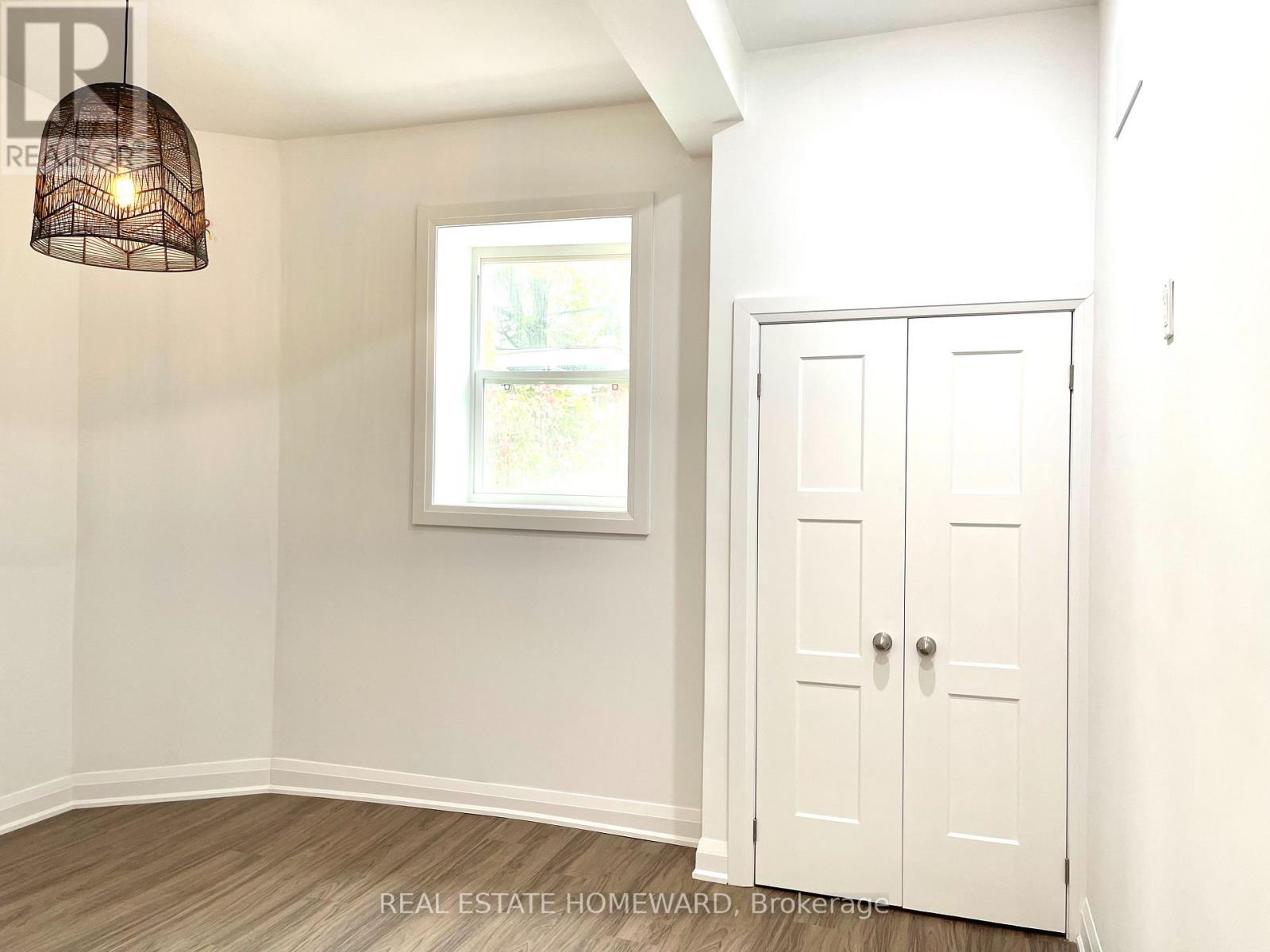 169 Carlaw Avenue, Toronto, Ontario  M4M 2R8 - Photo 10 - E12522828