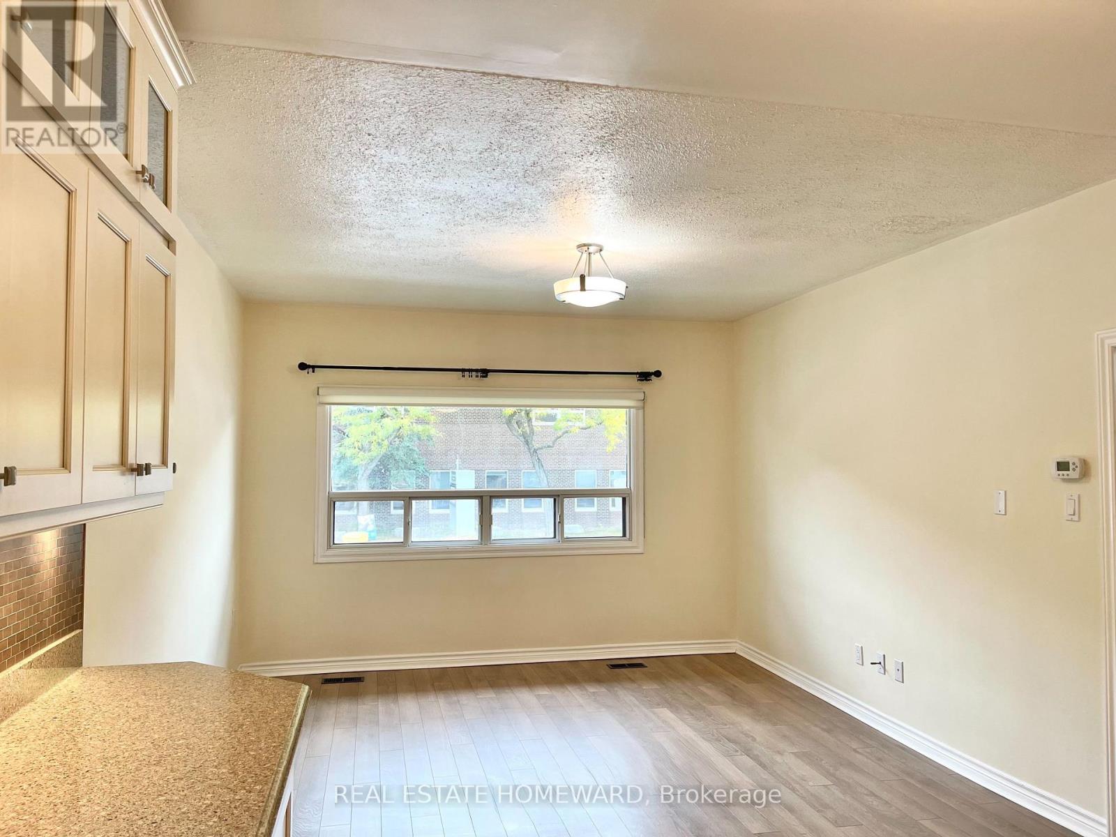 169 Carlaw Avenue, Toronto, Ontario  M4M 2R8 - Photo 3 - E12522828