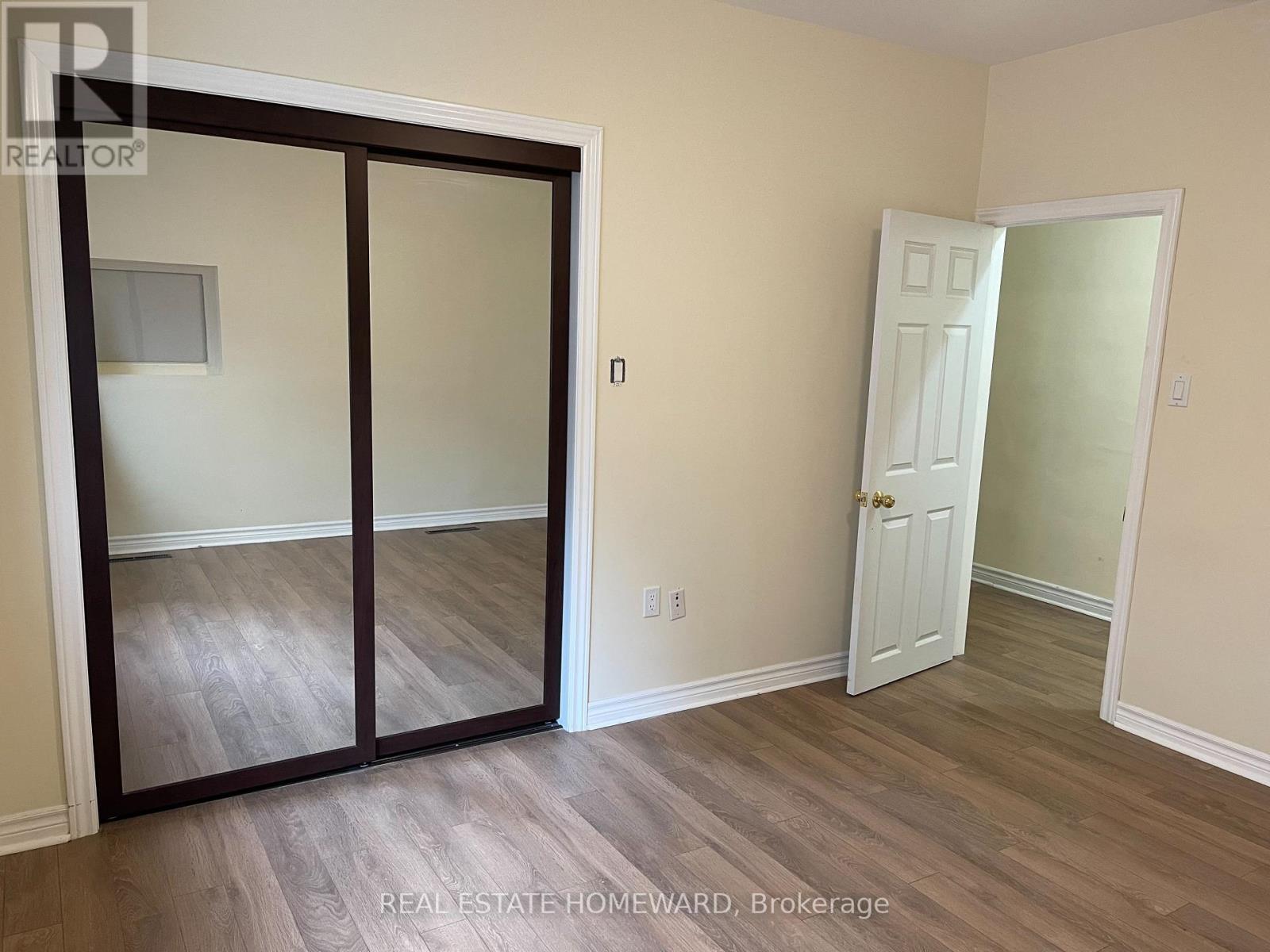 169 Carlaw Avenue, Toronto, Ontario  M4M 2R8 - Photo 6 - E12522828