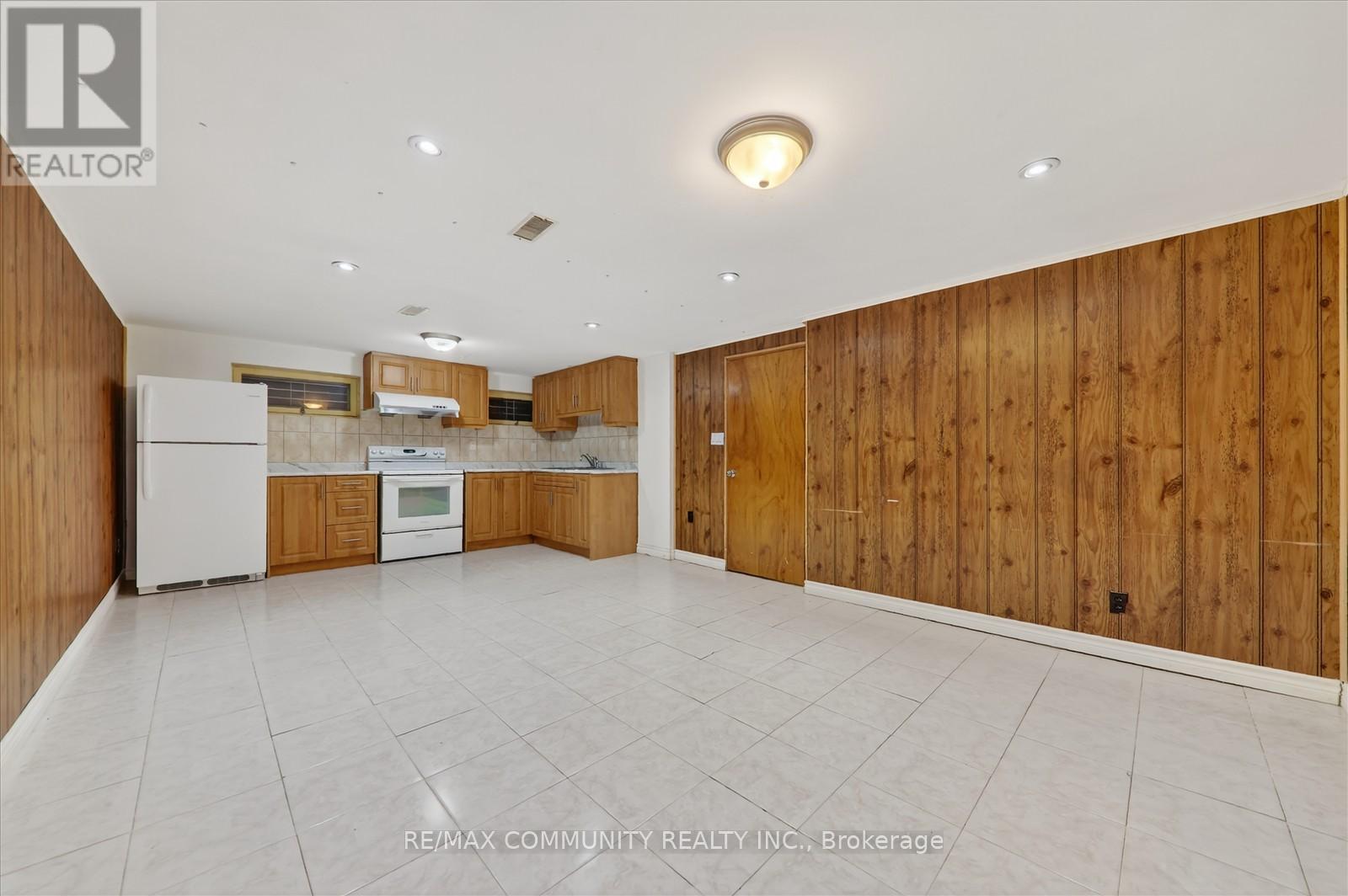 Lower - 14 Pineslope Crescent, Toronto, Ontario  M1E 4M4 - Photo 12 - E12522836