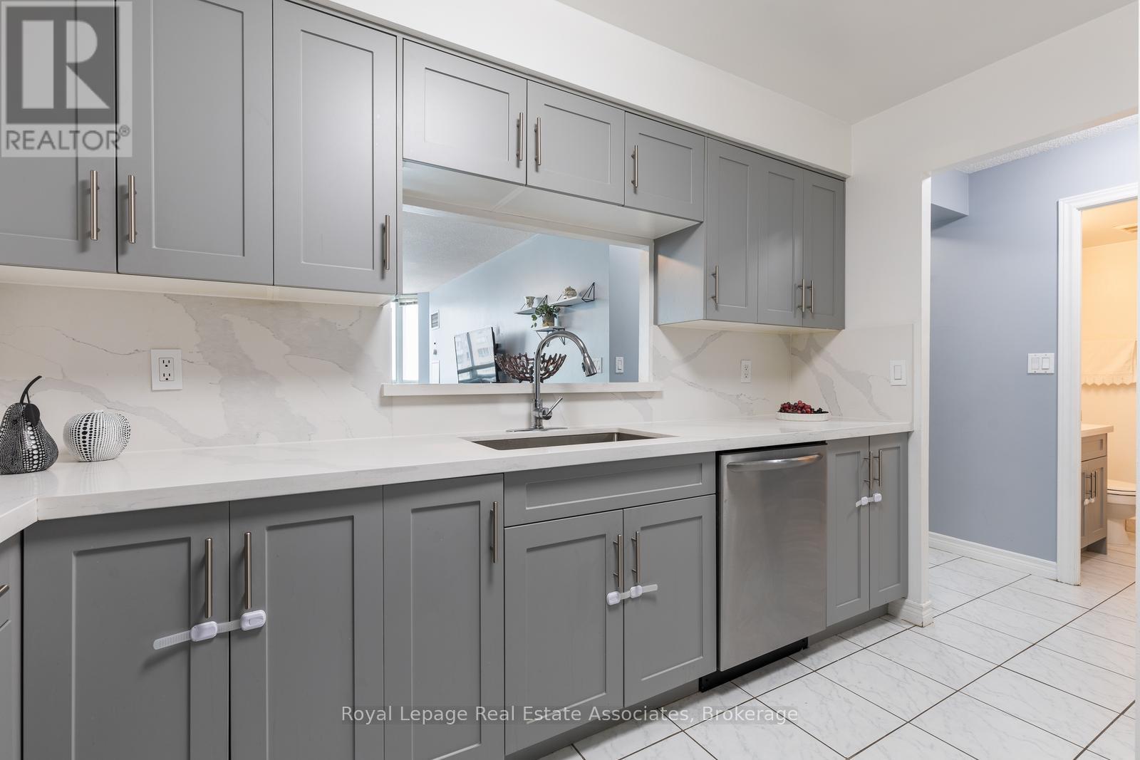 2328 - 68 Corporate Drive, Toronto, Ontario  M1H 3H3 - Photo 9 - E12522928