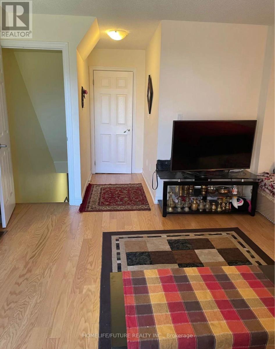 8 Water Willow Lane, Toronto, Ontario  M1M 0C8 - Photo 2 - E12523022