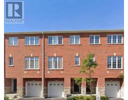 8 WATER WILLOW LANE, Toronto, Ontario