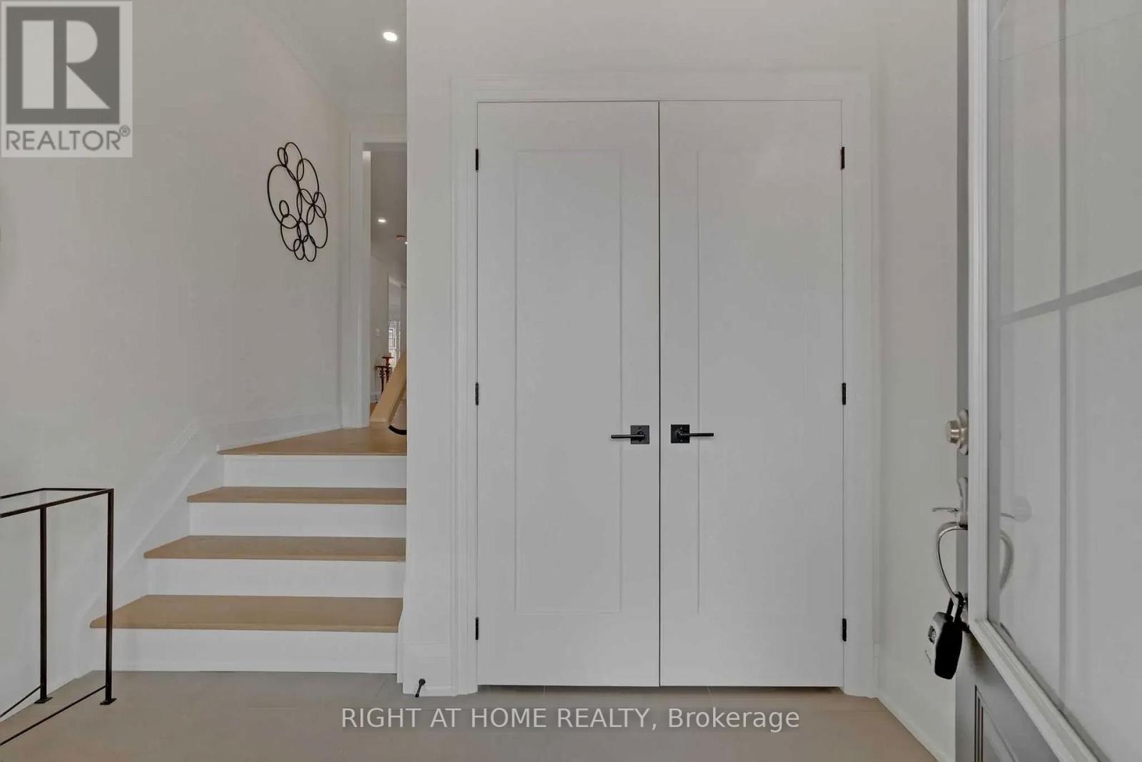 135 Courvier Crescent, Clarington, Ontario  L1C 0E8 - Photo 3 - E12523054