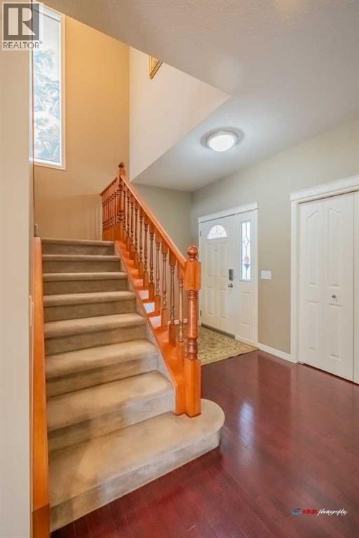 94 Kincora Gardens Nw, Calgary, Alberta  T3K 0W9 - Photo 9 - A2268989